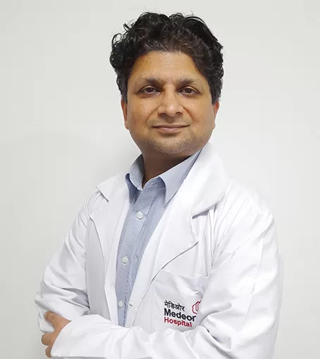 Dr. Ashish Khare - Qutab